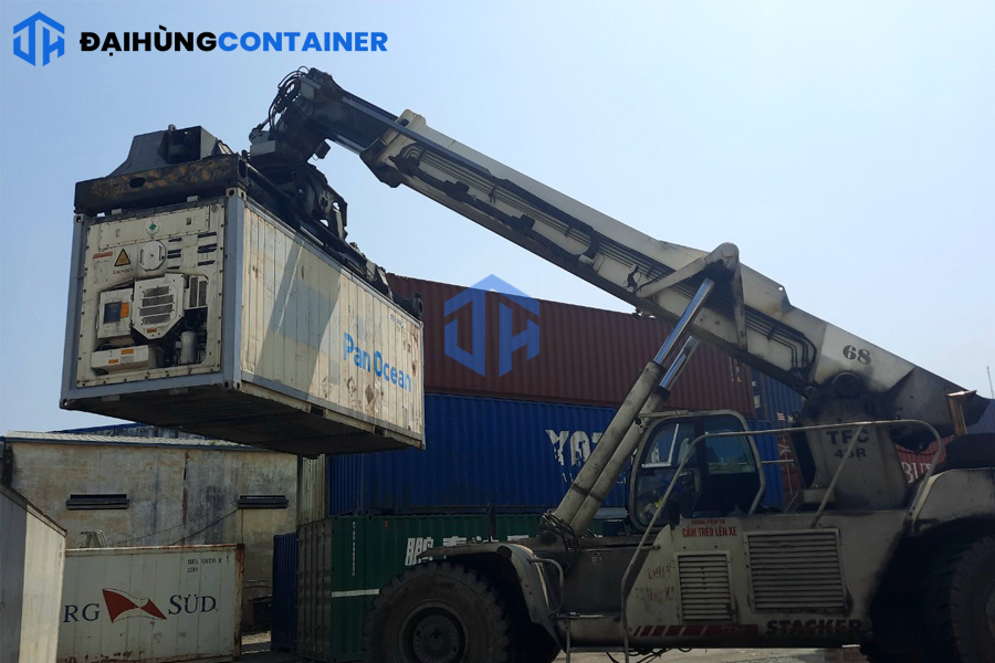 Container cũ tại Đại Hùng có thể dùng làm văn phòng hoặc nhà vệ sinh
